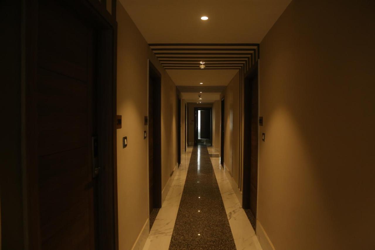 Hotel Westend Udaipur Buitenkant foto