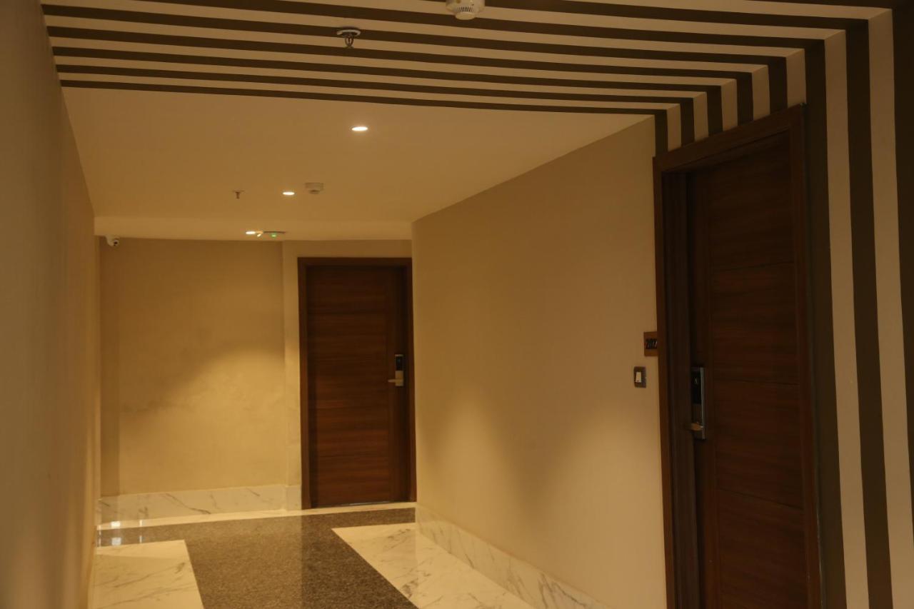 Hotel Westend Udaipur Buitenkant foto